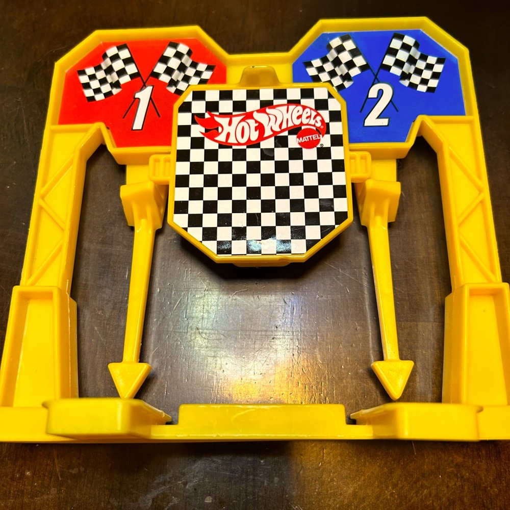 Hot Wheels Race Track